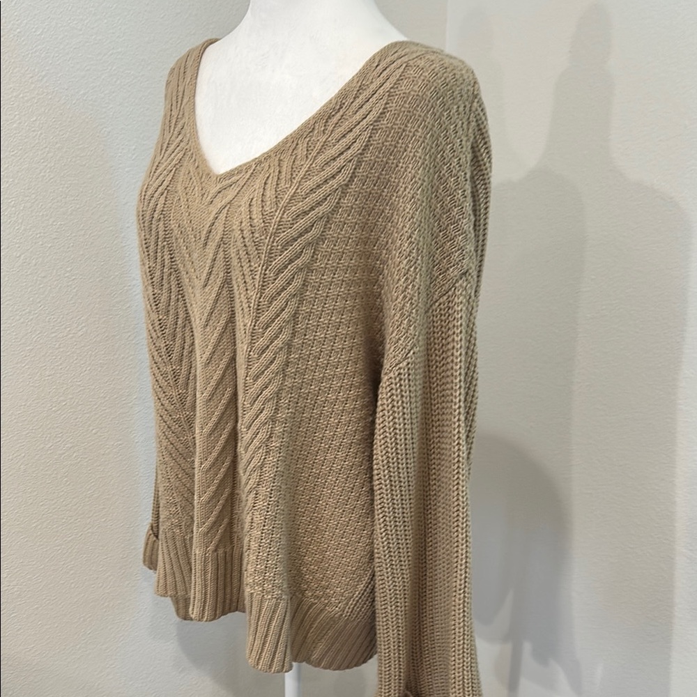 Elegant V-Neck Cable Knit Sweater in Tan - Picture 6 of 13